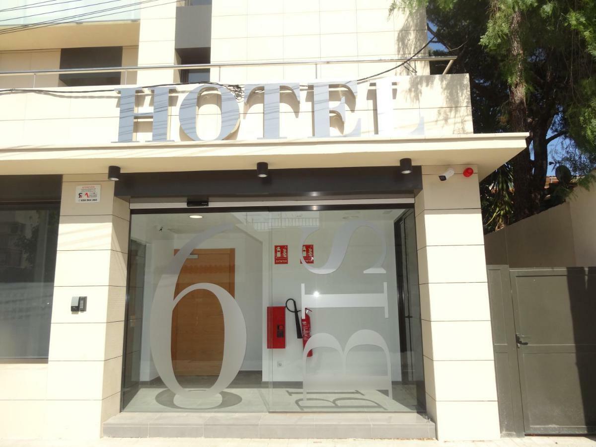 6 Bis Hotel Castelldefels Exterior foto